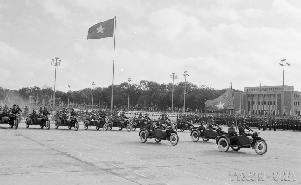 People’s Public Security units join the military parade. (Photo: VNA)