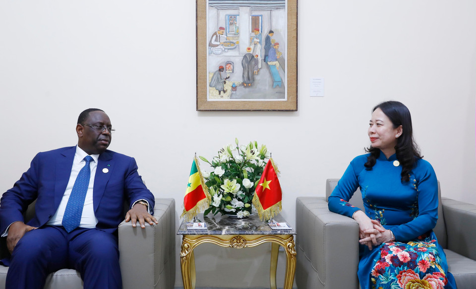 On the occasion of the 18th Francophonie Summit in Djerba (Tunisia), Vice President Vo Thi Anh Xuan meets with Senegalese President Macky Sall on November 19, 2022 (local time). (Photo: VNA)