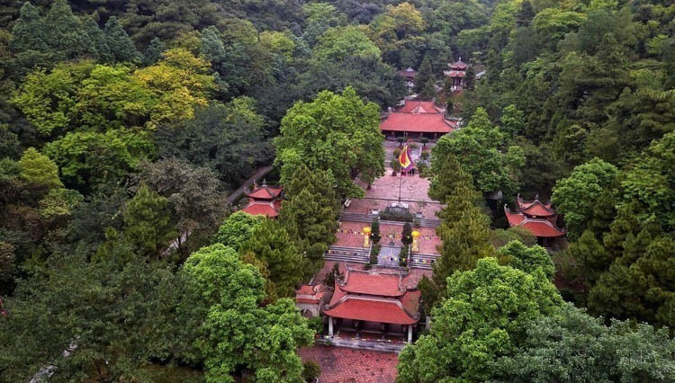 The highlight of the Con Son Scenic Relic Site is the temple dedicated to National Hero and World Cultural Celebrity Nguyen Trai. (Photo: VNA)