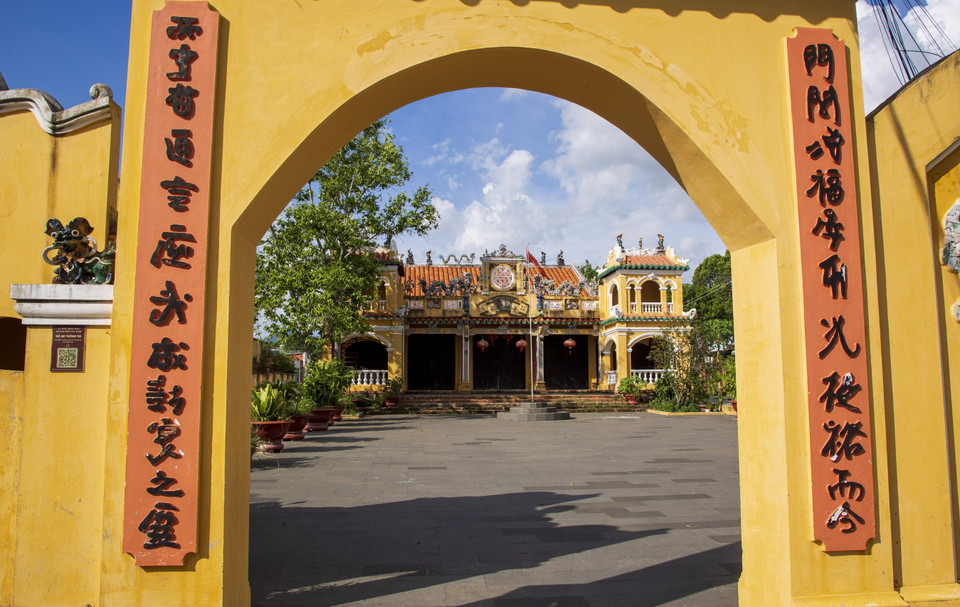 Hiep Ninh Communal House is one of two communal houses that have been recognized as national historical relics in Tan Ninh Ward, Tay Ninh province. (Photo: VNA)