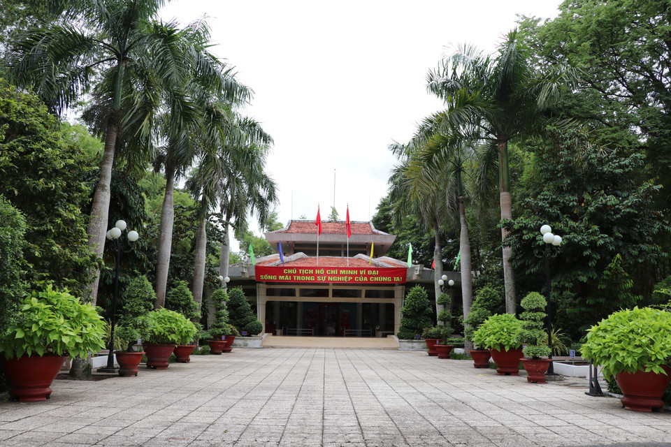 The temple dedicated to President Ho Chi Minh, designed in the shape of a lotus blossom. (Photo: VNA)