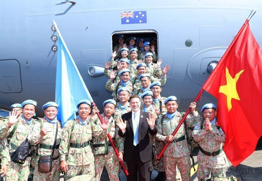 Vietnam has actively taken part in UN peacekeeping missions in recent years. In photo: Departure ceremony of Level-2 Field Hospital No. 6 and Engineering Unit No. 3 for UN peacekeeping missions in South Sudan and Abyei, Sept. 24, 2024. (Photo: VNA)