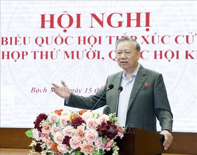 Party General Secretary To Lam speaks at the meeting with voters from 11 wards in Hanoi on December 15, 2025. (Photo: VNA)