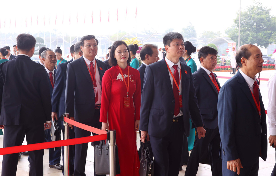 Delegates arrive for the Congress. (Photo: Van Diep - VNA)