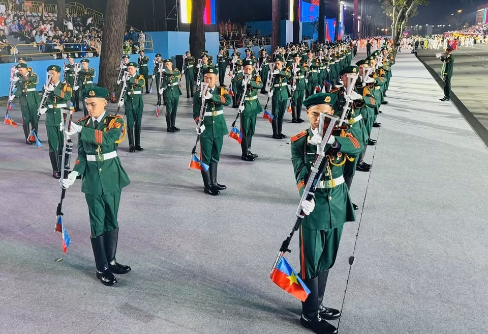Participating forces take their positions. (Photo: VNA)