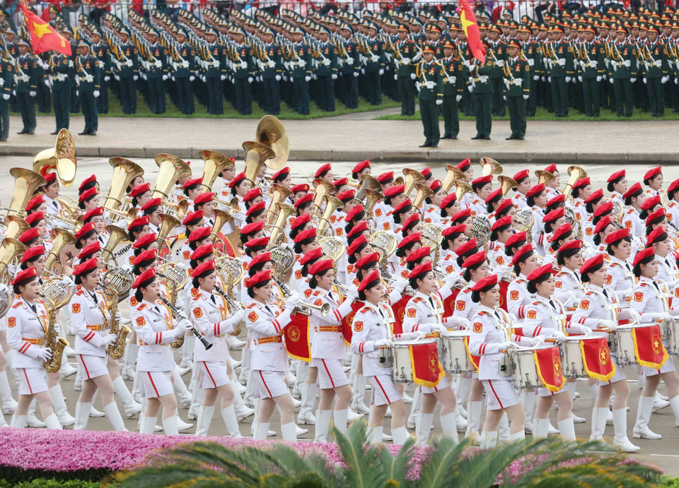 Female Military Band unit at the parade. (Photo: Phuong Hoa - VNA)