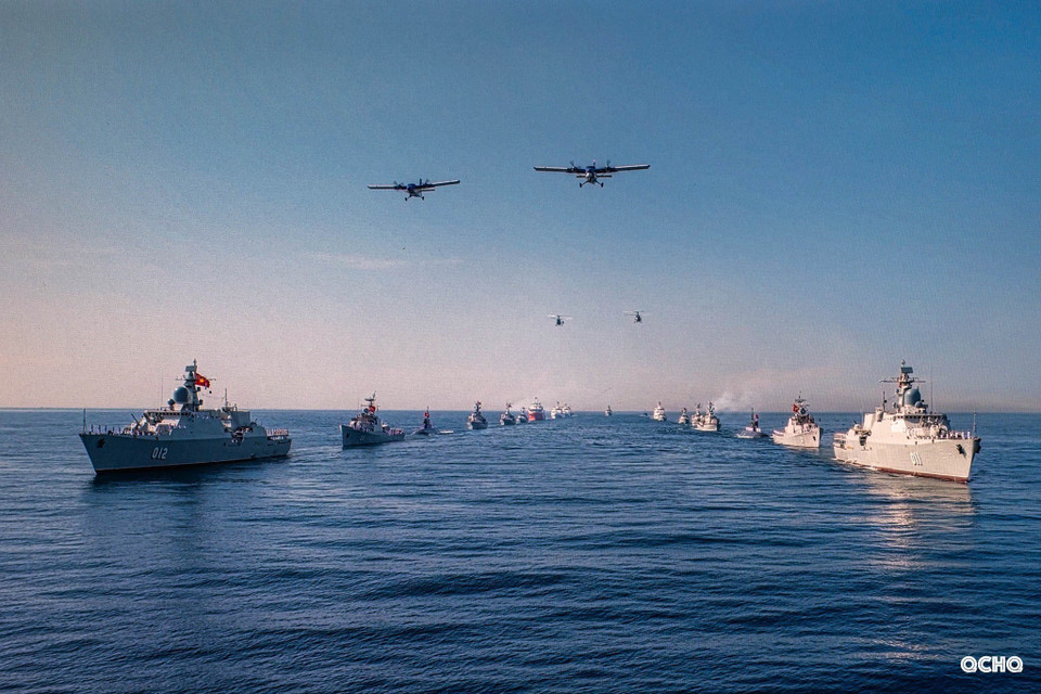 Naval and air units participate in the parade. (Photo: Vietnam People’s Navy/VNA)