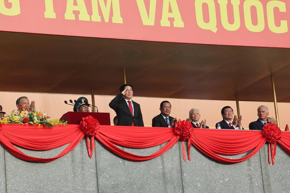 President Luong Cuong attends the 80th Anniversary of the August Revolution and National Day parade and march. (Photo: VNA)