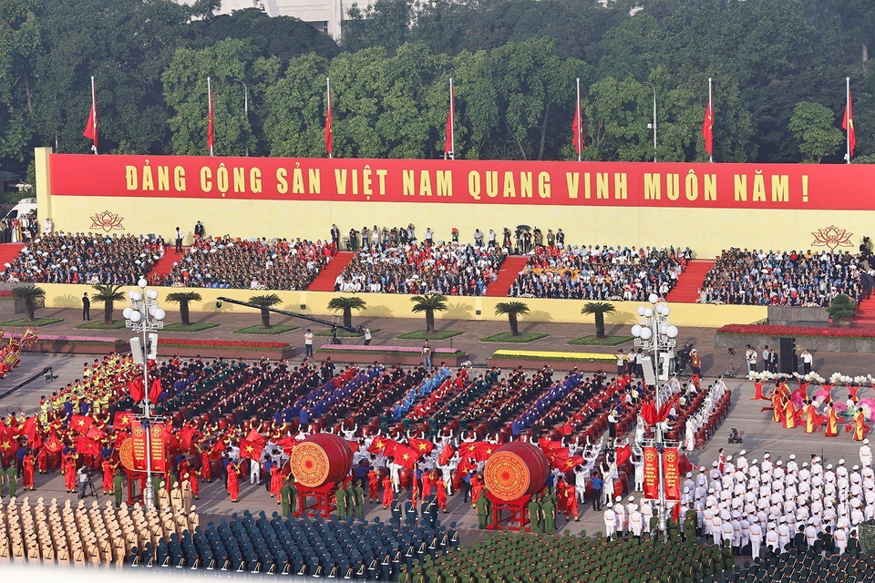The drum performance opens the ceremony, parade, and march marking the 80th anniversary of the August Revolution and National Day. (Photo: Quoc Khanh - VNA)