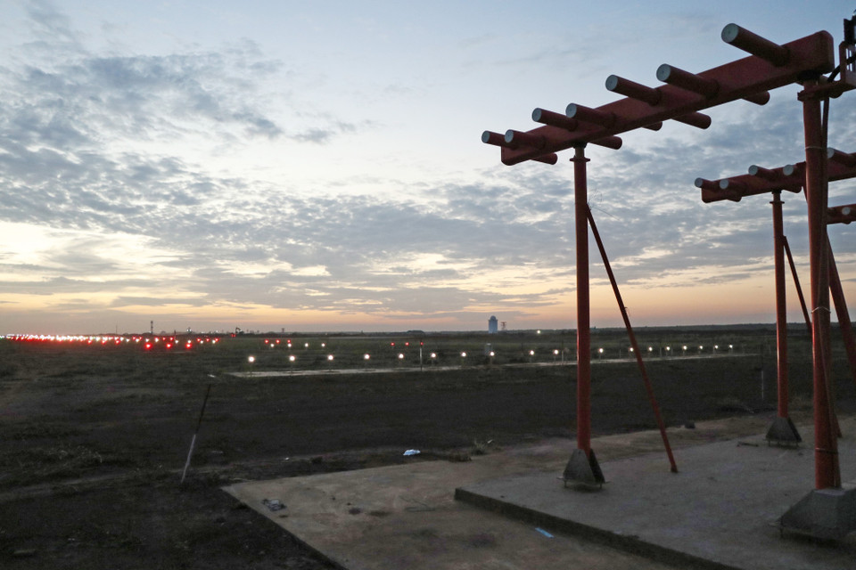 The precision landing support system on Runway 1 at Long Thanh Airport. (Photo: Cong Phong – VNA)
