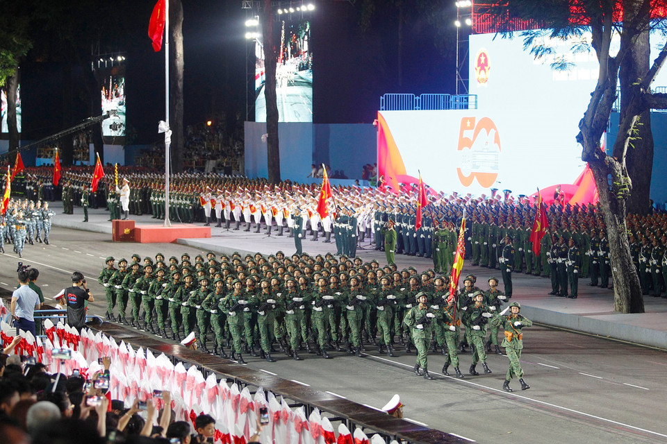 Units of the Vietnam People’s Army take part in the parade rehearsal. (Photo: Thanh Vu – VNA)