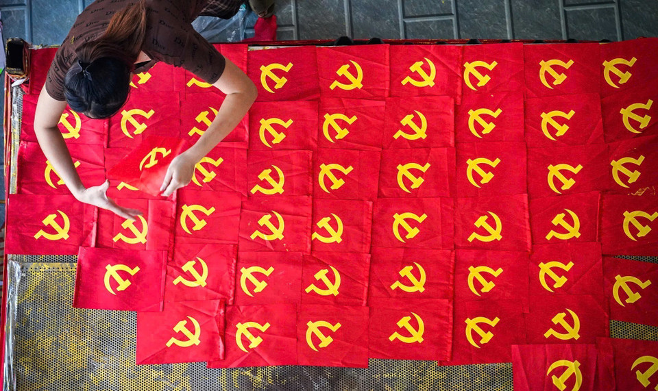 Every stage and every flag is finished with painstaking care by local artisans. (Photo: VNA)