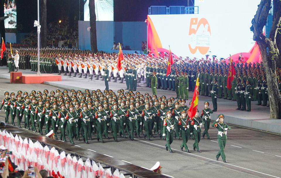 Units of the Vietnam People’s Army take part in the parade rehearsal. (Photo: Thanh Vu – VNA)