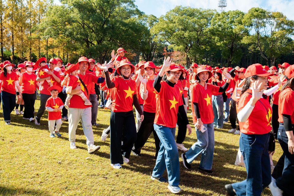 Vietnamese living, studying, and working in Kyushu–Okinawa gather in Fukuoka for the event. (Photo: Xuan Giao – VNA)