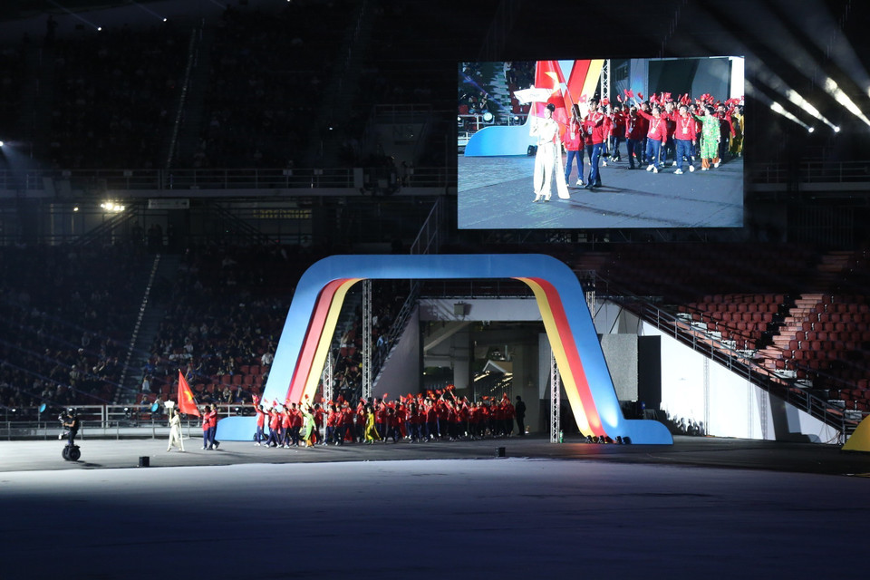 Vietnam’s sports delegation at the Opening Ceremony of SEA Games 33. Photo: Minh Quyet – VNA Correspondent in Thailand