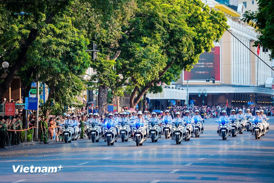 This unit’s mission is to provide ceremonial escort and protection for visiting Heads of State and government leaders from around the world. (Photo: Hoai Nam/Vietnam+)