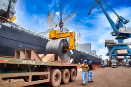 Steel products of Hoa Phat Group will not be subject to the European Union (EU)’s provisional anti-dumping duties on certain hot rolled coil (HRC) steel products imported from Egypt, India, Japan, and Vietnam. (Photo: hoaphat.com.vn)