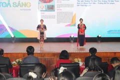 Spreading message of eliminating gender barriers