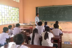 Pagodas join hands in promoting Khmer script and language
