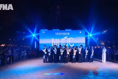“Water” dance video enthralls audience