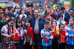 Prime Minister urges “no one left behind” as Tet approaches