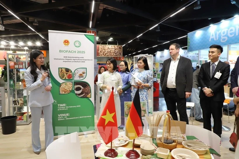 Vietnam’s Trade Counsellor in Germany Dang Thi Thanh Phuong speaks at Vietnam's B2B networking event on February 11 at the ongoing Biofach 2025 in Nuremberg, Germany. (Photo: VNA)