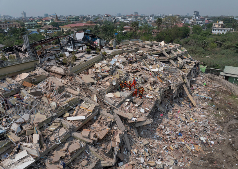 Rubble seen in Mandalay, Myanmar, after the March 28 earthquake (Photo: Xinhua/VNA) 