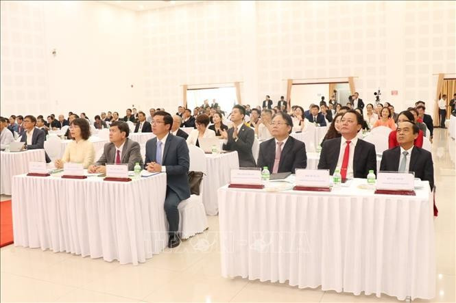 At the forum on promoting the East-West economic corridor held in Sekong on May 23 (Photo: VNA)