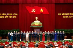Party General Secretary To Lam and members of the Politburo and the Secretariat of the 14th Party Central Committee make their debut at the first session of the 14th Party Central Committee. (Photo: VNA)