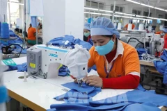 Garment production for export at Hung Viet Garment Company, Hung Yen province. (Photo: VNA)