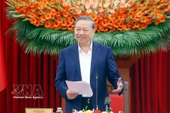 Party General Secretary To Lam speaks at the working session between the steering committee and members of the editorial teams, scientists, experts and relevant agencies. (Photo: VNA)