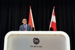 Vietnamese Ambassador to Austria Vu Le Thai Hoang speaks at the Vietnam-Austria forum on skilled labour and vocational training (Photo: VNA)