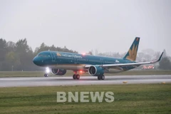 The Civil Aviation Authority of Vietnam has announced a suspension of operations starting the afternoon of November 6 at five airports in the central region, including Buon Ma Thuot, Pleiku, Tuy Hoa, Chu Lai, and Phu Cat. (Photo: VNA)