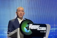 Malaysian Deputy Prime Minister and Minister of Energy Transition and Water Transformation Seri Fadillah Yusof speaks at the Energy Transition Conference 2026 (ETCon26) in Kuala Lumpur on June 3. (Photo: VNA)