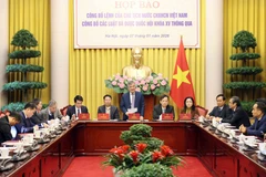 The January 7 press conference to announce the State President’s orders promulgating 12 laws adopted at the 10th session of the 15th National Assembly (Photo: VNA)
