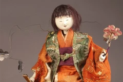 Ningyo dolls will be displayed at the Japanese Autumn Festival. (Photo: antiquejapanesedolls.com)
