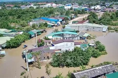 Ea Rok, Ea Bung, and Ea Sup communes in Dak Lak province submerged in floodwaters. (Photo: VNA)