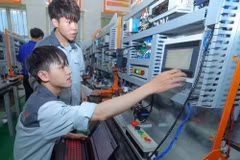 Hanoi prioritises attracting investment in high-tech projects and research and development (R&D) centres. (Photo: VNA)