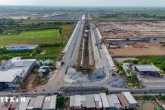 Road leading to VSIP Can Tho at the intersection with National Highway 80 (Photo: VNA)