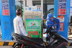 E10 biofuel becomes available nationwide from June 1. (Photo: VNA) 