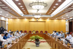 The Politburo's May 15 meeting to review the implementation of Resolution No. 31-NQ/TW on the development orientation and tasks for Ho Chi Minh City through 2030, with a vision to 2045. (Photo: VNA)