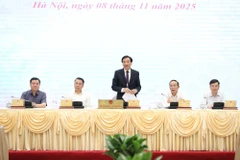 Minister-Chairman of the Government Office Tran Van Son speaks at the Government’s regular press conference. (Photo: VNA)