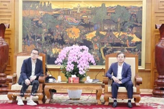 Chairman of the Bac Ninh provincial People’s Committee Pham Hoang Son (R) receives Andy Lin, Vice President of Cooler Master, on March 10. (Photo: VNA)
