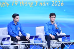 First Secretary of the HCYU Central Committee Bui Quang Huy speaks at the forum (Photo: VNA)