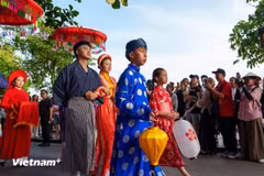 A re-enactment of the historic wedding between Princess Ngoc Hoa - known in Japan as Princess Anio - and Japanese merchant Araki Sotaro. (Photo: VietnamPlus)