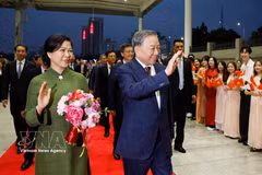 General Secretary of the Communist Party of Vietnam Central Committee and State President To Lam and his spouse Ngo Phuong Ly visit Nanning city as part of their state visit to China. (Photo: VNA)