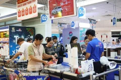 Retail sales of goods in January estimated at 487.4 trillion VND (Photo: VNA)