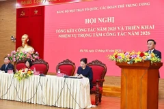 Politburo member and standing member of the Party Central Committee’s Secretariat Tran Cam Tu speaks at the meeting of the Party Organisation of the VFF and central mass organisations (Photo: VNA)