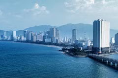 Khanh Hoa province is accelerating digital transformation in tandem with building a smart city. (Photo: VNA)