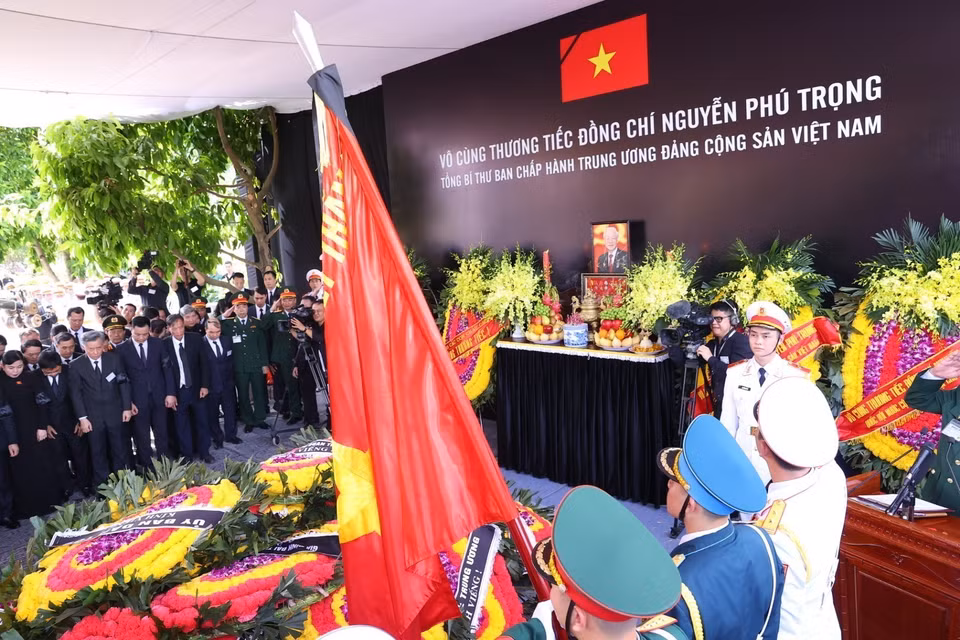 The burial ceremony for Party General Secretary Nguyen Phu Trong. (Photo: VNA)